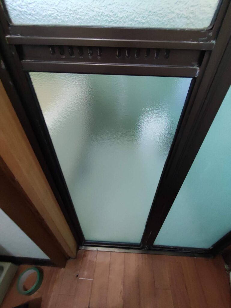 浴室折れ戸ガラス交換後