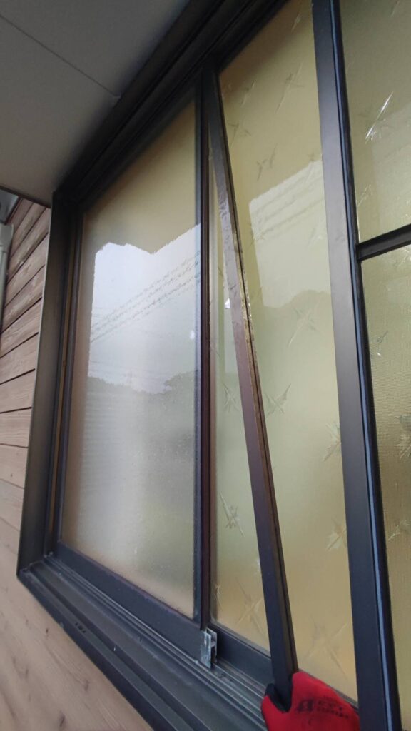 ビード（パッキン）周りの状態と破片